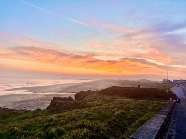 The Sea Loft Castlerock.アパートメント エクステリア 写真